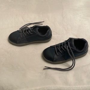 Made 2 Play Stride Rite Toddler 10.5 Wide Shoes